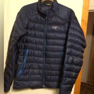 - ARCTERYX Puffer jacket Men’s SZ S